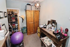 ST LEONARDS ROAD- click for photo gallery